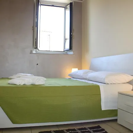 Federica House - Fra L'etna E Taormina - 아파트 *